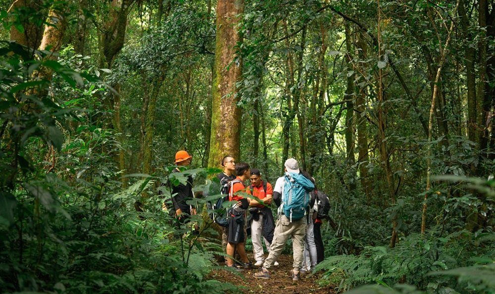 Lang Biang Mountain hiking