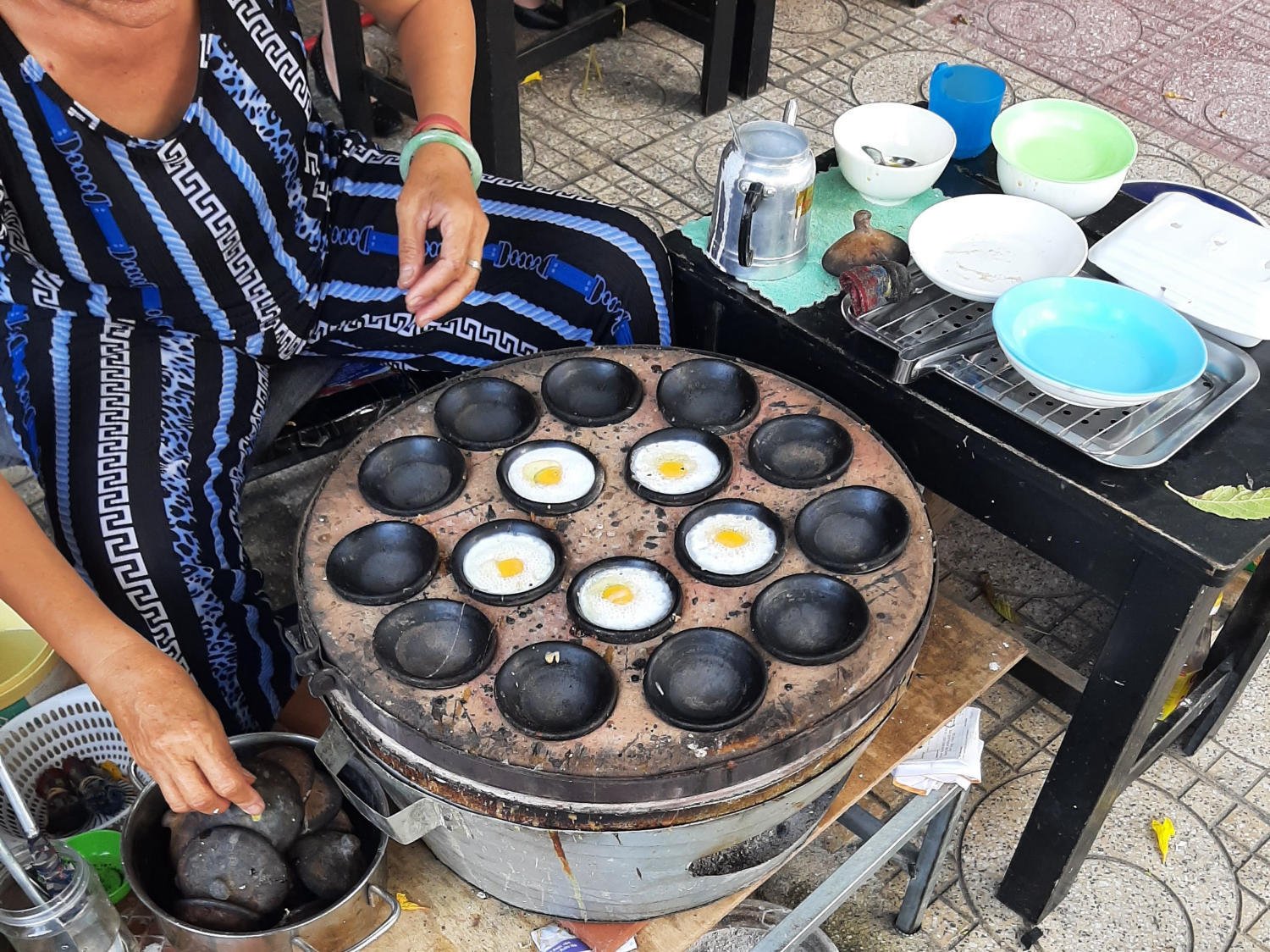 Nha Trang: Food Tour by Scooter with Local Student