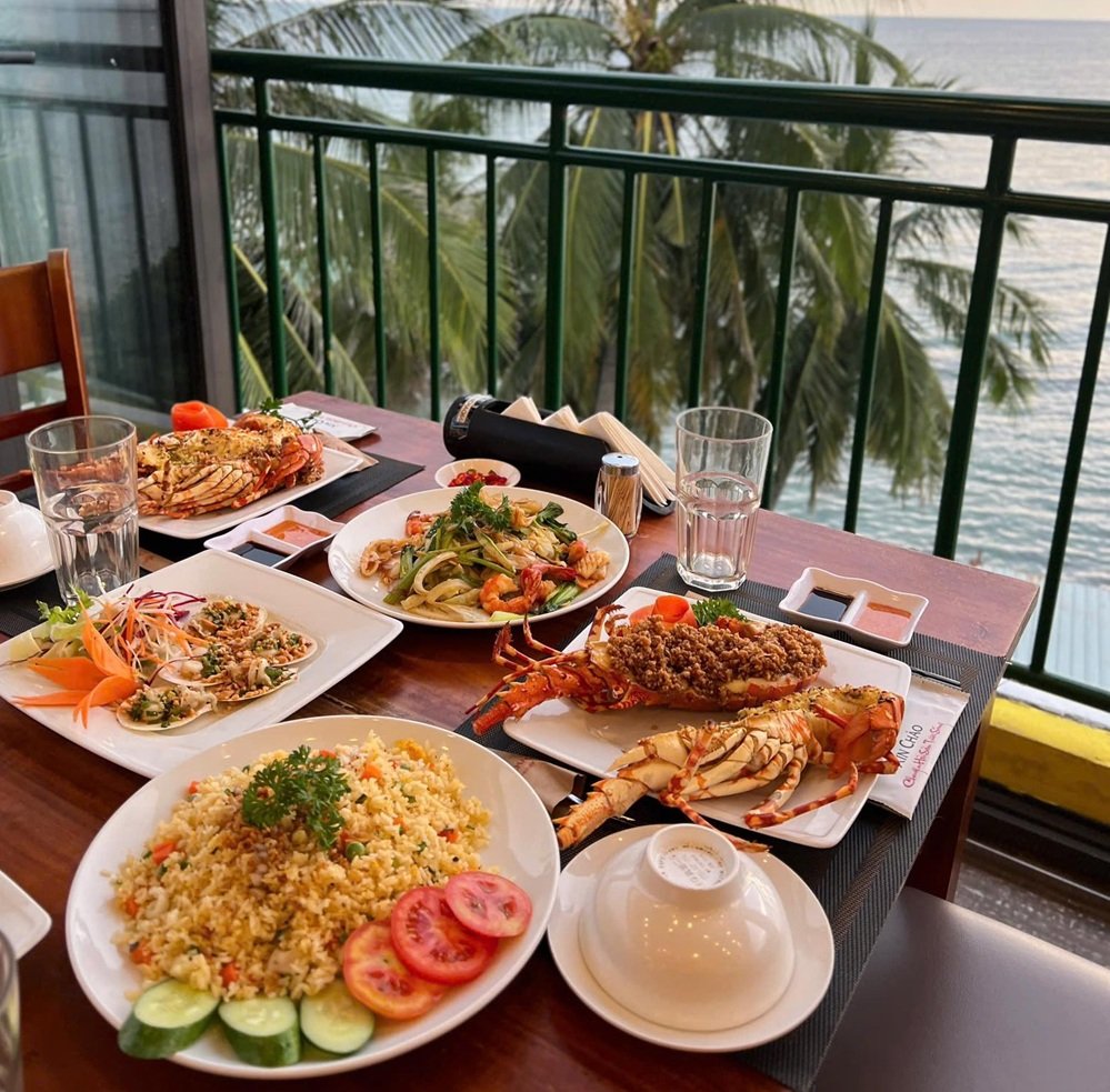 Phu Quoc food tour of restaurants