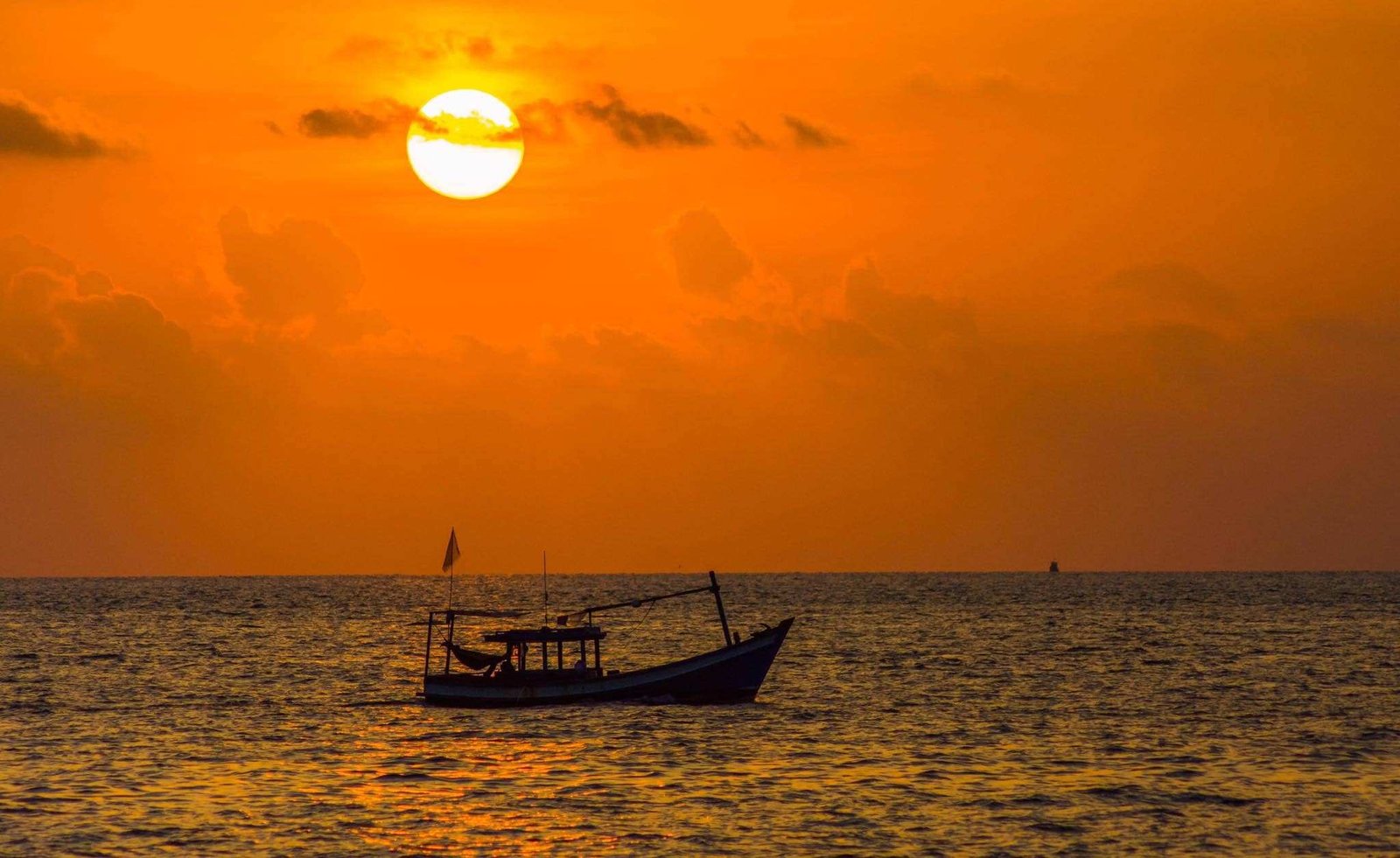 Dinh Cau Beach is one of the best places to see sunset in Phu Quoc